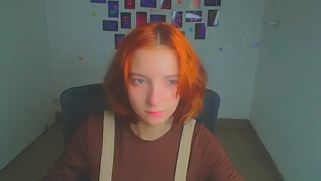 Snapshot of Butterfly_Milly chatting on 04-08-26, 11:43 Butterfly Milly online show from 04-08-26, 11:43