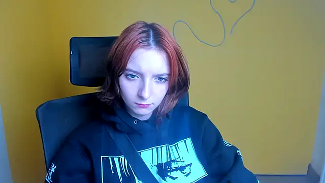Snapshot of Butterfly_Milly chatting on 04-25-26, 11:24 Butterfly Milly online show from 04-25-26, 11:24