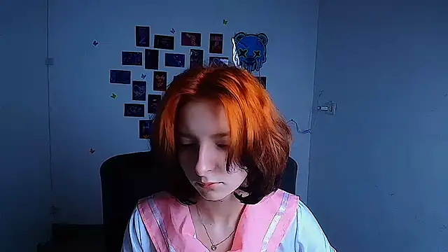 Snapshot of Butterfly_Milly chatting on 05-03-26, 12:00 Butterfly Milly online show from 05-03-26, 12:00