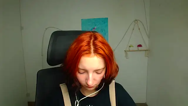 Snapshot of Butterfly_Milly chatting on 05-05-26, 11:40 Butterfly Milly online show from 05-05-26, 11:40