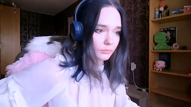 baby onface online show from 04-30-26, 09:15