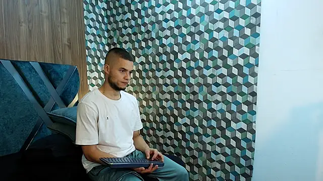 Snapshot of Joaho_Fernandez chatting on 05-29-26, 10:08 Joaho Fernandez online show from 05-29-26, 10:08