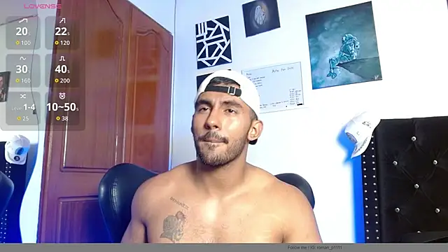 Snapshot of romanpearce_ chatting on 05-16-26, 10:30 romanpearce online show from 05-16-26, 10:30