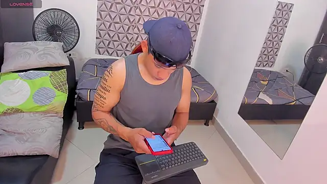 Benjamin lich online show from 06-06-26, 03:11