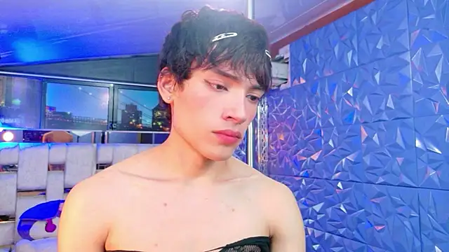 Snapshot of IsaacNovaa chatting on 04-30-26, 09:15 IsaacNovaa online show from 04-30-26, 09:15