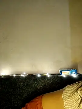 Snapshot of Prihu143 chatting on 07-08-26, 04:00 Prihu143 online show from 07-08-26, 04:00