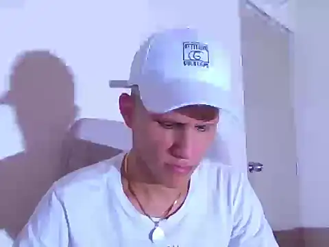alejandro stone12 online show from 05-06-26, 01:57