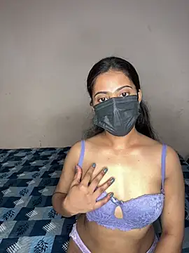 Snapshot of Riya_leone chatting on 07-17-26, 07:52 Riya leone online show from 07-17-26, 07:52