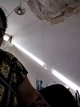 Snapshot of GoldiCel chatting on 06-16-26, 04:09 GoldiCel online show from 06-16-26, 04:09
