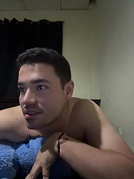 Snapshot of Samuel_Mill4 chatting on 04-21-26, 02:15 Samuel Mill4 online show from 04-21-26, 02:15