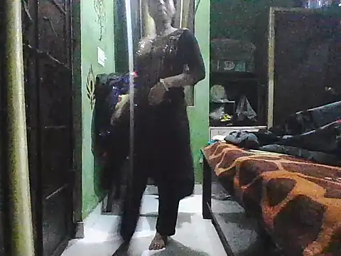 Snapshot of x_rani chatting on 03-25-26, 04:57 x rani online show from 03-25-26, 04:57