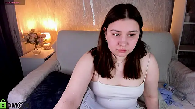 Snapshot of Maya_Raay chatting on 04-05-26, 01:14 Maya Raay online show from 04-05-26, 01:14