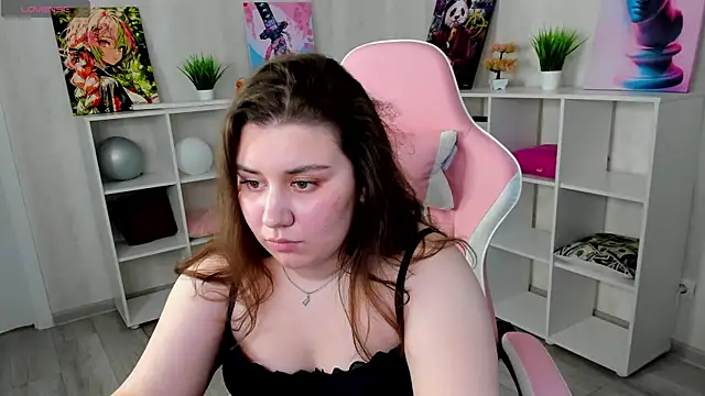 Snapshot of Maya_Raay chatting on 04-06-26, 05:41 Maya Raay online show from 04-06-26, 05:41