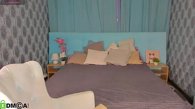 Snapshot of Miss_Shanel chatting on 05-04-26, 01:01 Miss Shanel online show from 05-04-26, 01:01