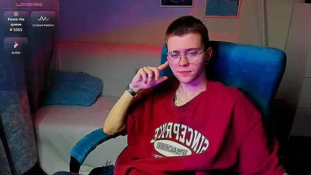 Thomas Norton online show from 04-30-26, 08:57
