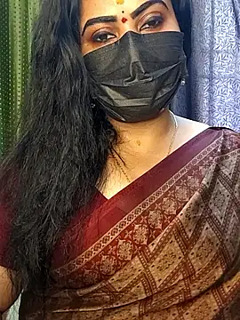 Snapshot of Anushka_flower chatting on 04-17-26, 08:28 Anushka flower online show from 04-17-26, 08:28
