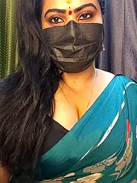 Snapshot of Anushka_flower chatting on 04-19-26, 12:43 Anushka flower online show from 04-19-26, 12:43