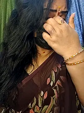 Snapshot of Anushka_flower chatting on 04-24-26, 06:16 Anushka flower online show from 04-24-26, 06:16