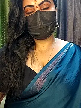 Snapshot of Anushka_flower chatting on 04-26-26, 01:42 Anushka flower online show from 04-26-26, 01:42