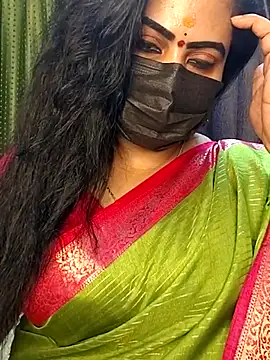Snapshot of Anushka_flower chatting on 05-01-26, 04:22 Anushka flower online show from 05-01-26, 04:22