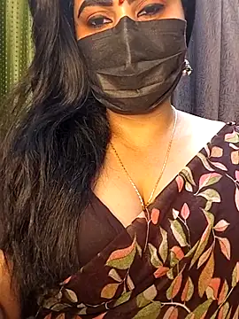 Snapshot of Anushka_flower chatting on 05-04-26, 12:45 Anushka flower online show from 05-04-26, 12:45