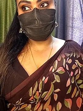 Snapshot of Anushka_flower chatting on 05-05-26, 07:38 Anushka flower online show from 05-05-26, 07:38
