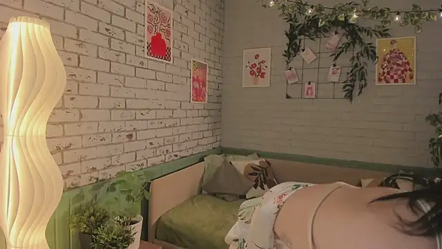 miraiakik online show from 03-29-26, 02:39