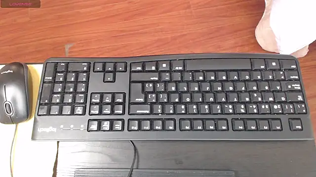 Snapshot of Violet_2003 chatting on 04-27-26, 01:53 Violet 2003 online show from 04-27-26, 01:53