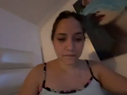 SashaCollins27 online show from 04-01-26, 04:46