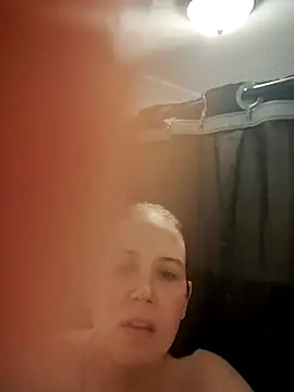 Snapshot of 023thickandjuicy07 chatting on 04-11-26, 03:22 023thickandjuicy07 online show from 04-11-26, 03:22