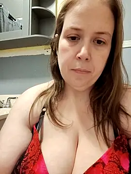 Snapshot of 023thickandjuicy07 chatting on 04-30-26, 02:40 023thickandjuicy07 online show from 04-30-26, 02:40