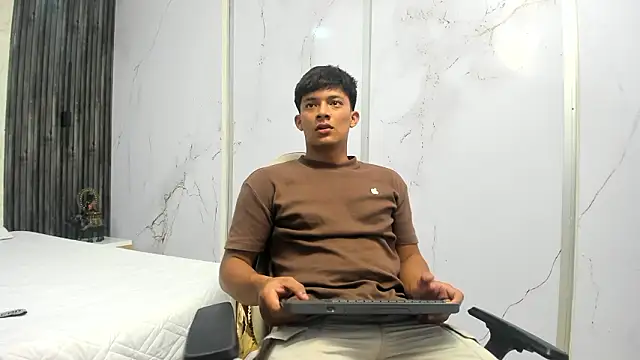 Andeuw   online show from 03-29-26, 02:22