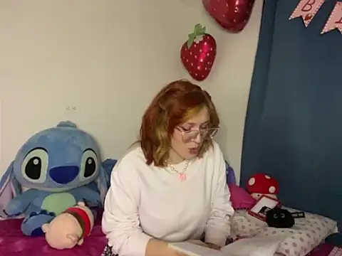 Snapshot of Nerdycopper chatting on 04-02-26, 04:32 Nerdycopper online show from 04-02-26, 04:32