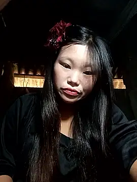Snapshot of Snow-queen chatting on 04-16-26, 07:09 Snow-queen online show from 04-16-26, 07:09