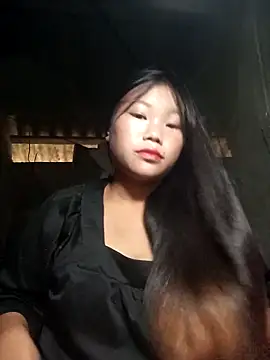 Snapshot of Snow-queen chatting on 04-19-26, 06:13 Snow-queen online show from 04-19-26, 06:13