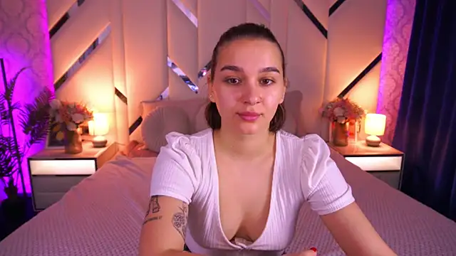 FlirtyMusa online show from 04-12-26, 12:43