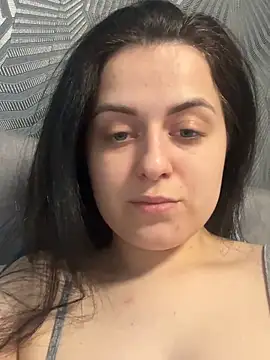 Snapshot of Velliaa chatting on 05-16-26, 12:26 Velliaa online show from 05-16-26, 12:26