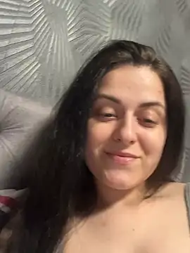 Snapshot of Velliaa chatting on 05-20-26, 08:26 Velliaa online show from 05-20-26, 08:26