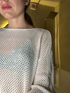 AliceVilliers online show from 06-17-26, 09:27