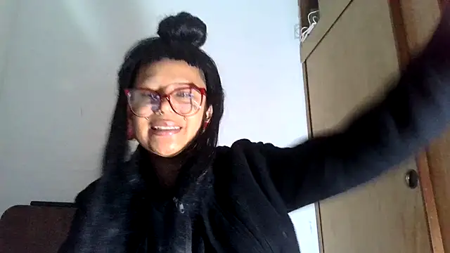 Snapshot of xblackstarX1 chatting on 07-03-26, 02:18 xblackstarX1 online show from 07-03-26, 02:18