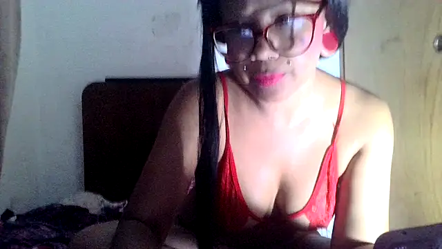 Snapshot of xblackstarX1 chatting on 07-07-26, 06:47 xblackstarX1 online show from 07-07-26, 06:47