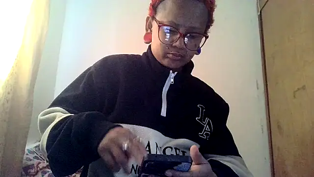 Snapshot of xblackstarX1 chatting on 07-20-26, 02:08 xblackstarX1 online show from 07-20-26, 02:08