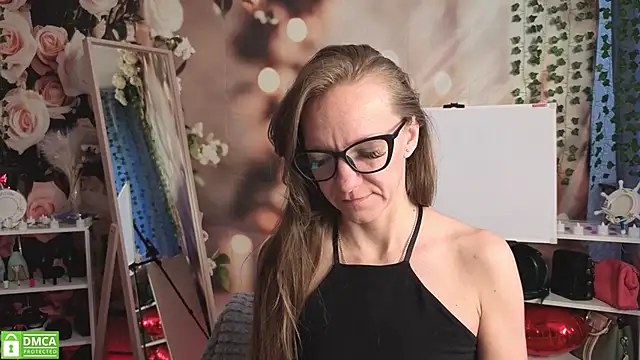 jesica mooonn online show from 04-18-26, 02:04
