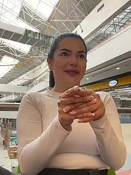 Cami olarte online show from 06-11-26, 06:17