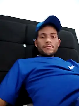 Snapshot of johancastw chatting on 04-07-26, 08:53 johancastw online show from 04-07-26, 08:53