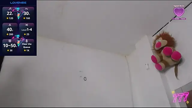 Snapshot of MIA_GT777 chatting on 06-10-26, 04:56 MIA GT777 online show from 06-10-26, 04:56