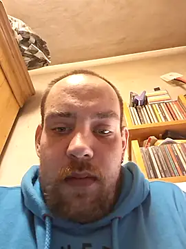 Snapshot of fettgail-0507 chatting on 03-27-26, 05:01 fettgail-0507 online show from 03-27-26, 05:01