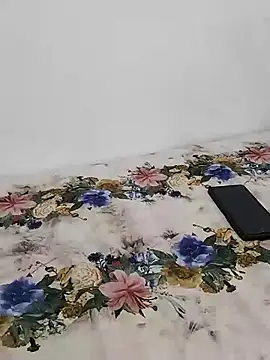 Snapshot of Nottila chatting on 06-19-26, 04:55 Nottila online show from 06-19-26, 04:55