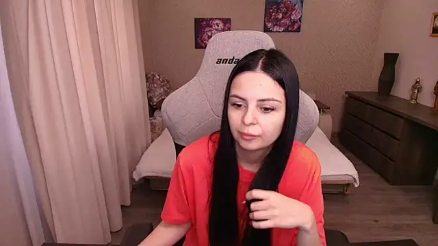Snapshot of EvaSmeet chatting on 06-04-26, 09:59 EvaSmeet online show from 06-04-26, 09:59