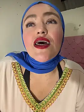 Snapshot of Marian_fadel chatting on 05-30-26, 12:46 Marian fadel online show from 05-30-26, 12:46